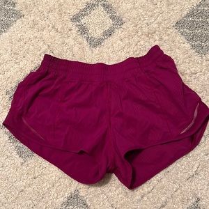 Size 8 magenta hotty hot shorts 2.5” inseam